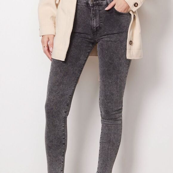 AG The Farrah Distressed Grey Skinny Ankle Jeans Sz 26 R - Picture 1 of 9
